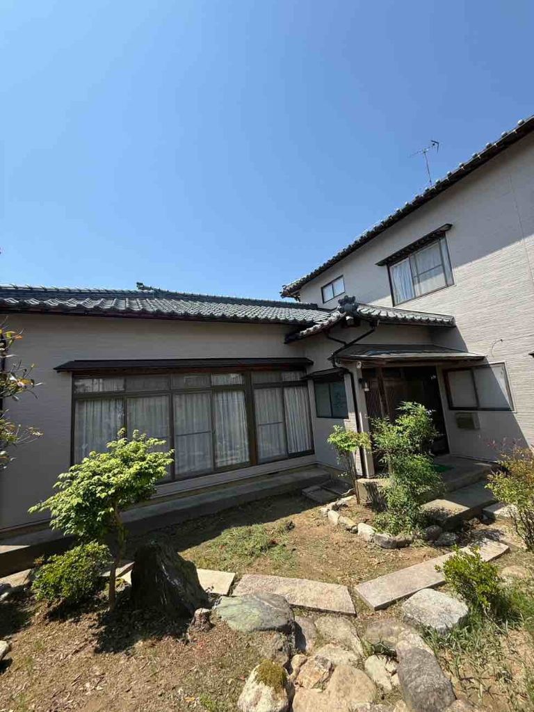 新潟市江南区 I様邸 金属サイディング施工事例 - 和風住宅リフォーム