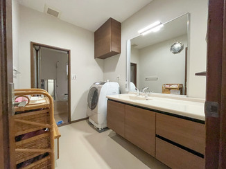 洗面リフォーム 高級感のあるホテルのような洗面所