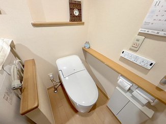 トイレリフォーム リモコン操作でさらに便利になったトイレ
