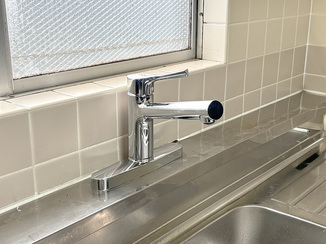 小工事 シングルレバーが使いやすいキッチン水栓